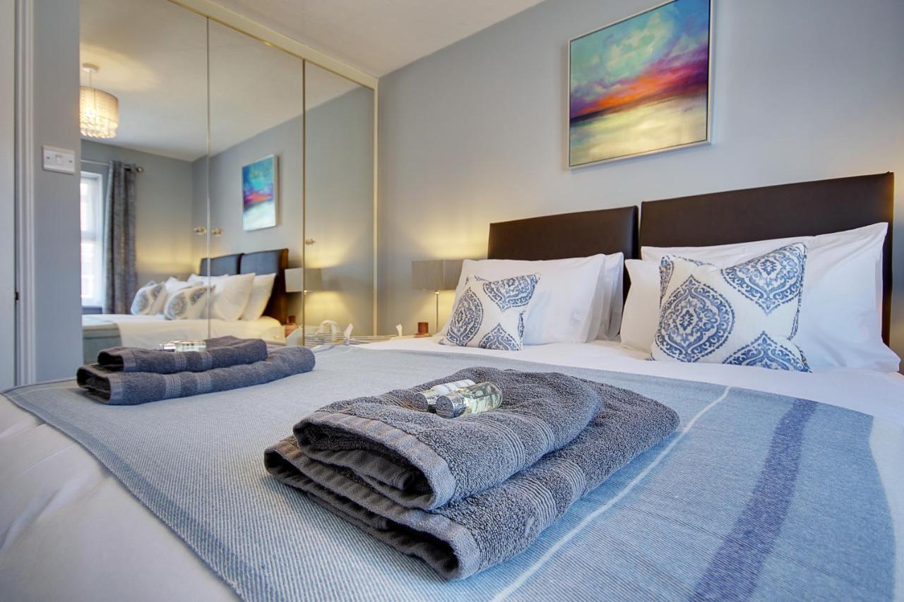 14 Oxford Mews - 5 Star Living For Up To 10 People Villa Southampton Buitenkant foto