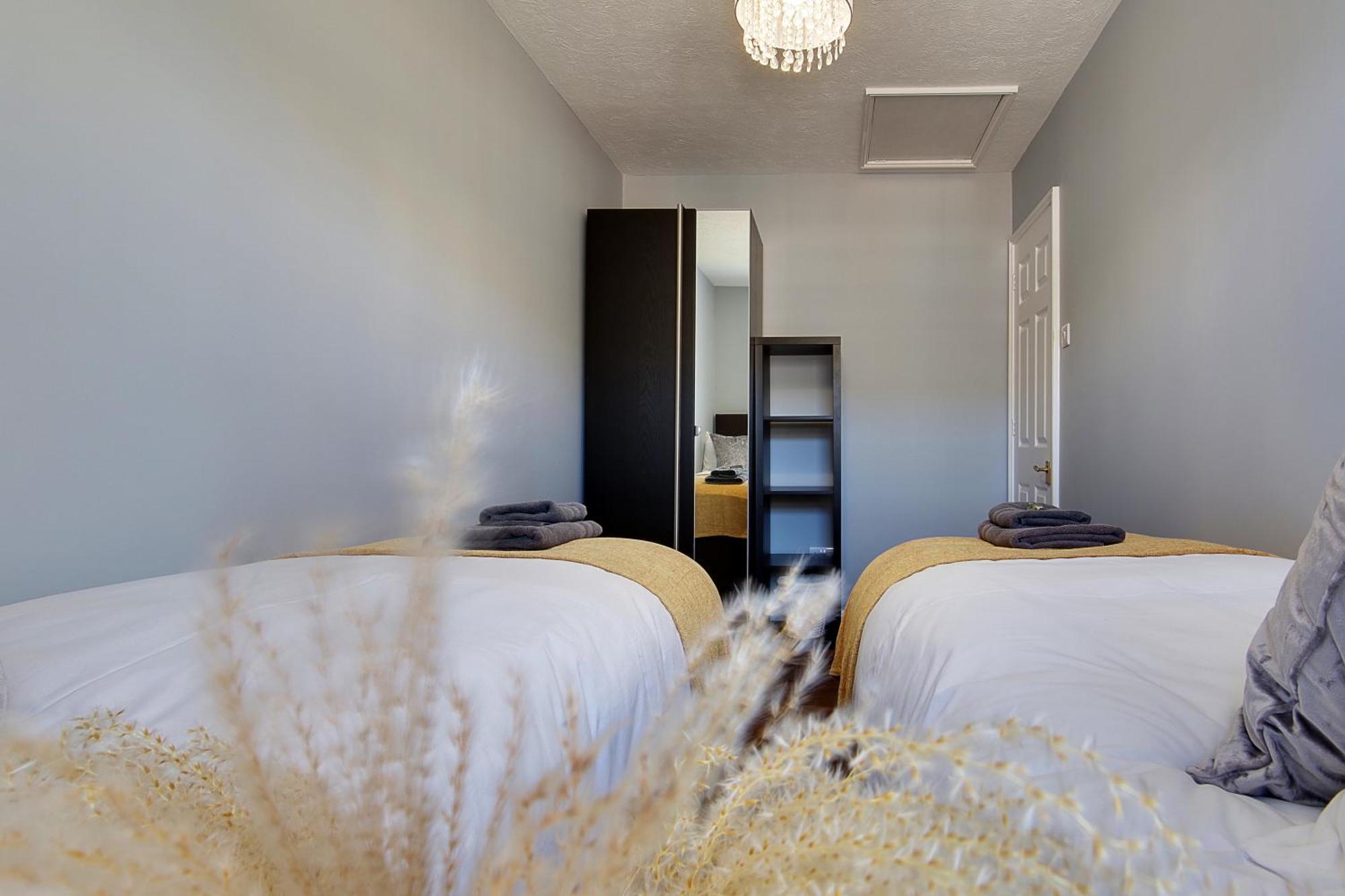14 Oxford Mews - 5 Star Living For Up To 10 People Villa Southampton Buitenkant foto