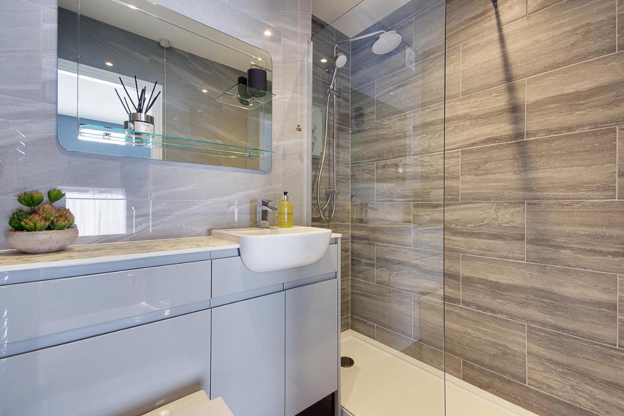 14 Oxford Mews - 5 Star Living For Up To 10 People Villa Southampton Buitenkant foto