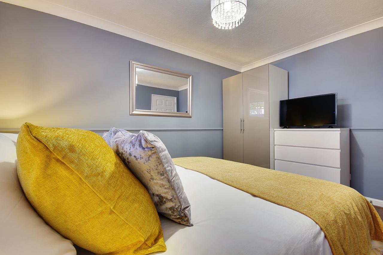 14 Oxford Mews - 5 Star Living For Up To 10 People Villa Southampton Buitenkant foto